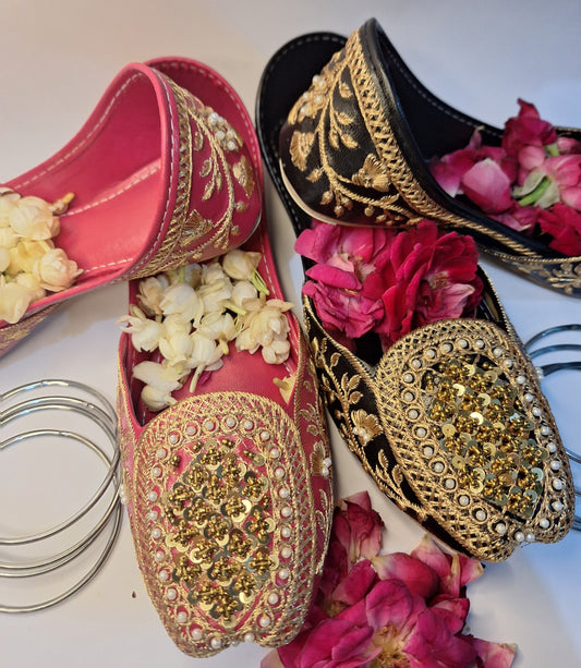 Shahi Zardosi Khussa