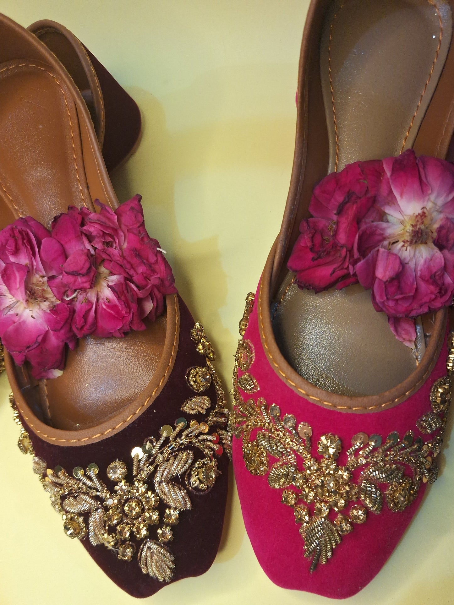 Gul-e-Rang Embroidered Heritage Khussa