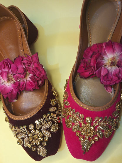 Gul-e-Rang Embroidered Heritage Khussa