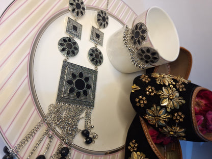 Noor-e-Zevar Black Heritage Combo