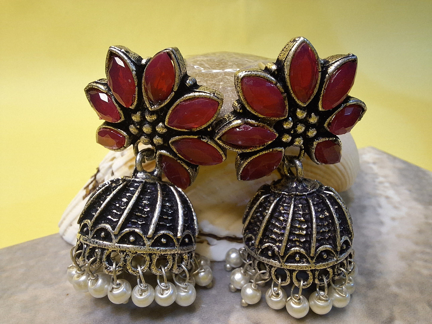 Gulzaar Floral Jhumki