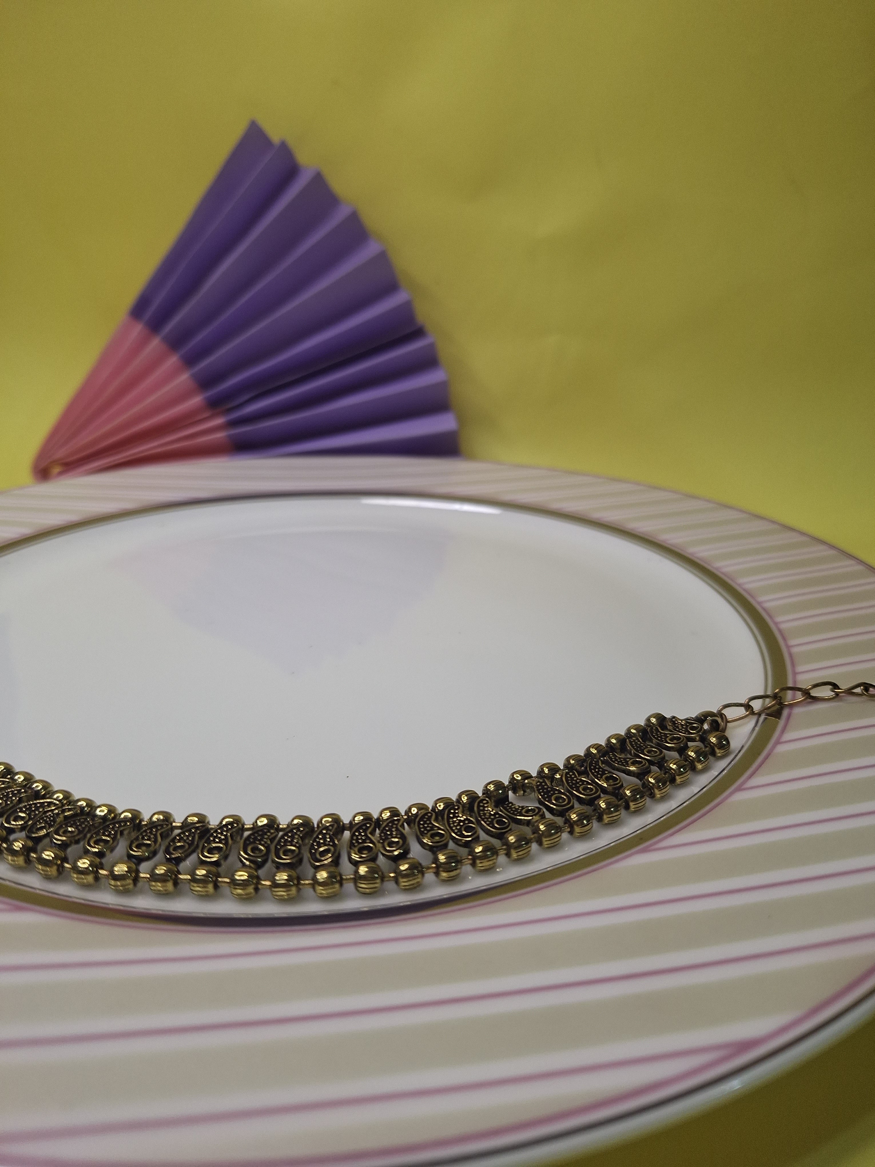 ZarNoir Neckpiece