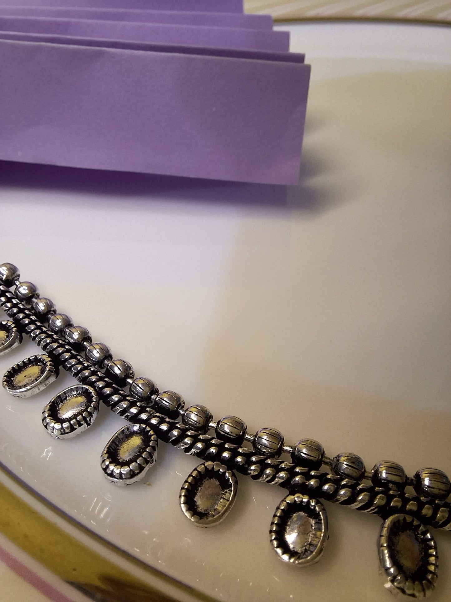 Aarza Minimal Neckpiece