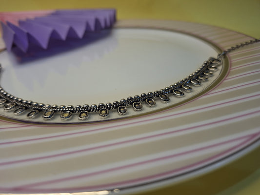 Aarza Minimal Neckpiece