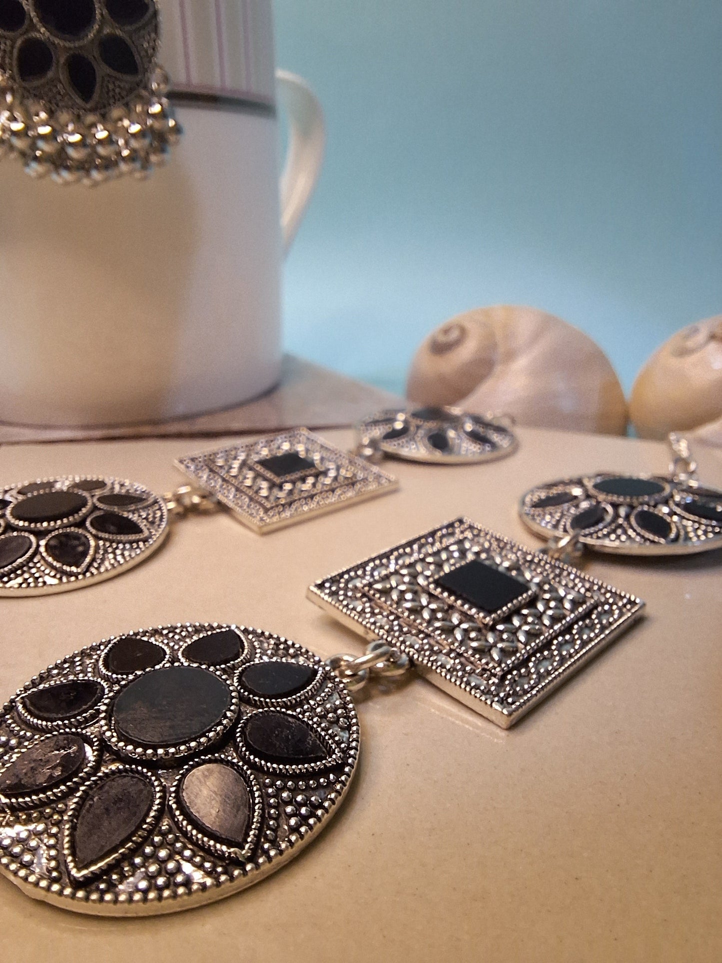 Noor-e-Siyah Black Necklace Set