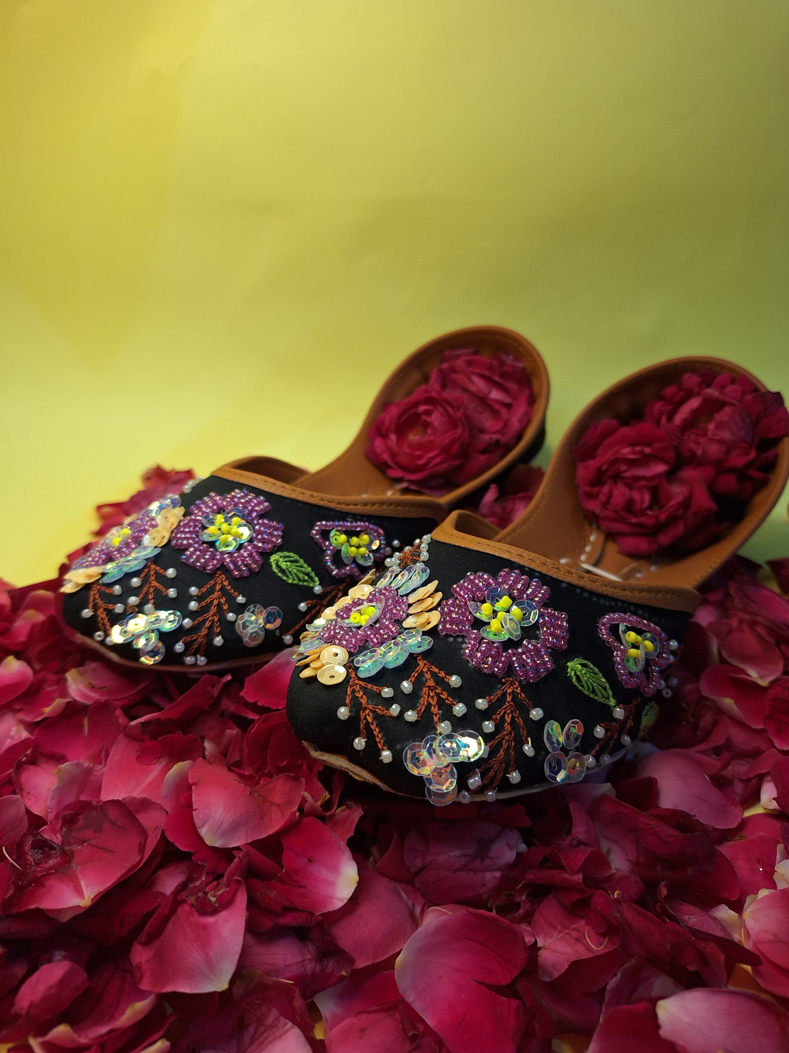 Rang-e-Shab Khussa