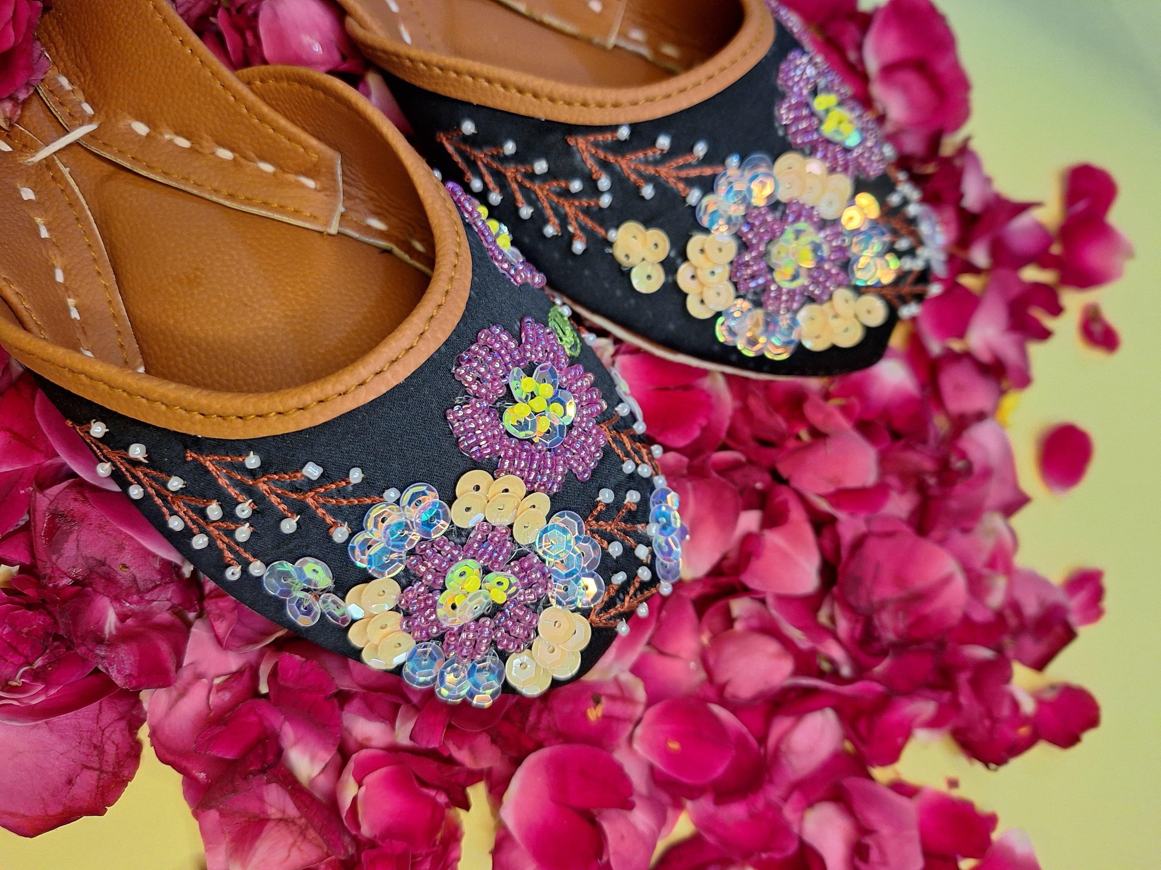 Rang-e-Shab Khussa